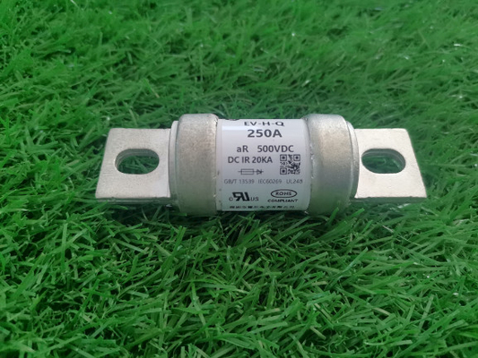 Çin'de Üretilen EV Şarj Cihazı HRC Sigortası için 200Amp Otomotiv Sigortası 500VDC Sigortası