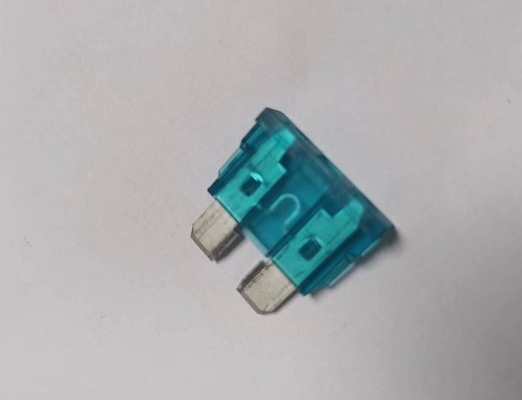 Mavi UL Sertifikalı DC32V 15A Otomotiv Blade Sigortaları Hızlı Etkili