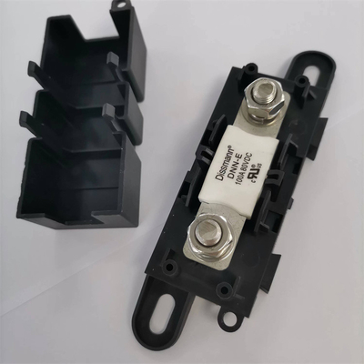 Çin'de yapılan Elektrikli Araç Yarı İletken Koruması için Sigorta Tutuculu DC80V Düz Fiş