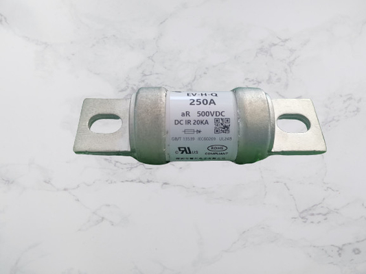 500VDC Cıvata Tipi Sigorta, Yarı İletken Seramik 150Amp Hızlı Hareket Eden Sigortalar