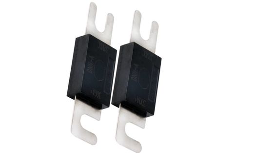 Siyah Kartuş Tipi Hrc Sigorta Elektrikli Ahşap Kabuk Malzemesi DC2700A